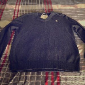 V neck sweater